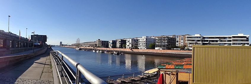 Kurz vor dem Start - die Hafenbar am Europahafen