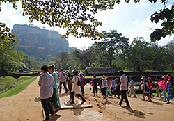Gruppenalarm in Sigirya