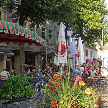 Draußen am Ulrichsplatz