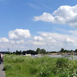 Radeln, spazieren, schippern, sonnen an der Weser