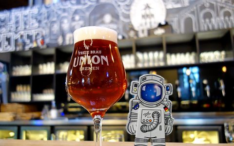 Bob, der Papponaut, in der Union-Brauerei